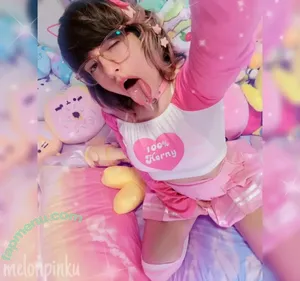 melonpinku / melon.pinku nude photo #0001