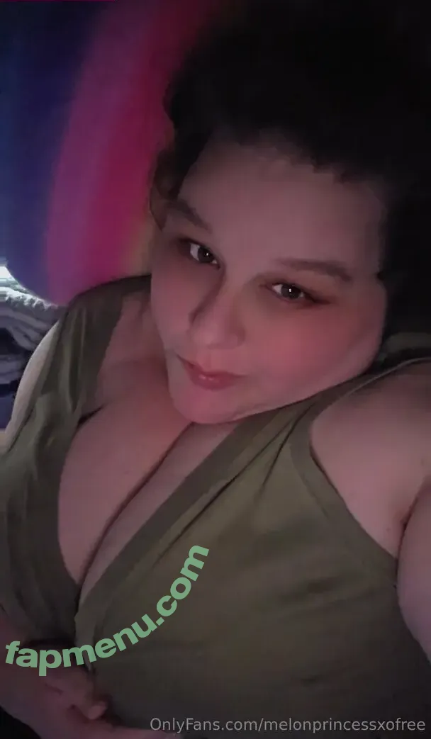 melonprincessxofree nude photo #0026 (realprinces_s)