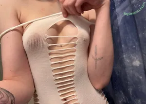 melontangie / _its.titus.curry_ nude photo #0007