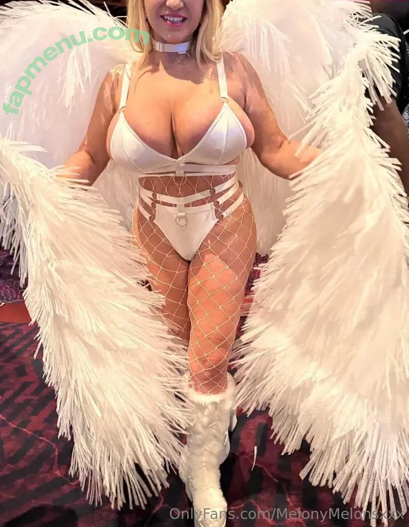 melonymelonsxxx nude photo #0015 (milfmelonymelons)