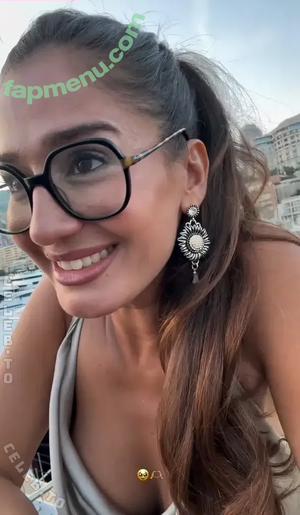 meltem_mrz nude photo #0194 (melteam.meltem)