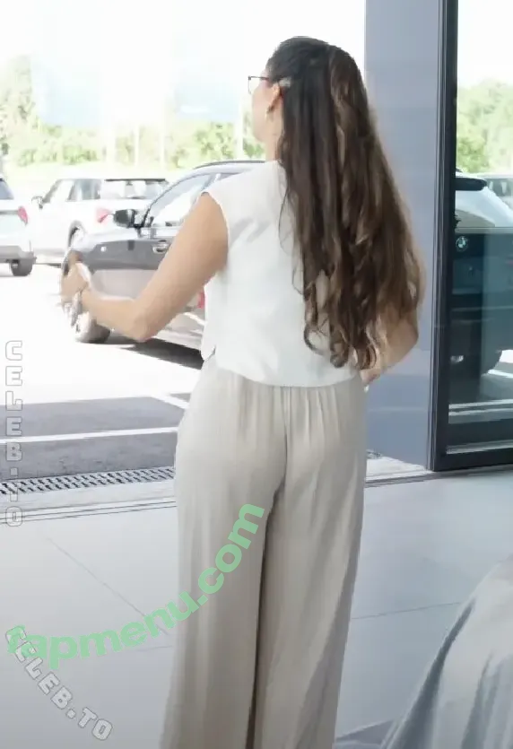 meltem_mrz nude photo #0219 (melteam.meltem)