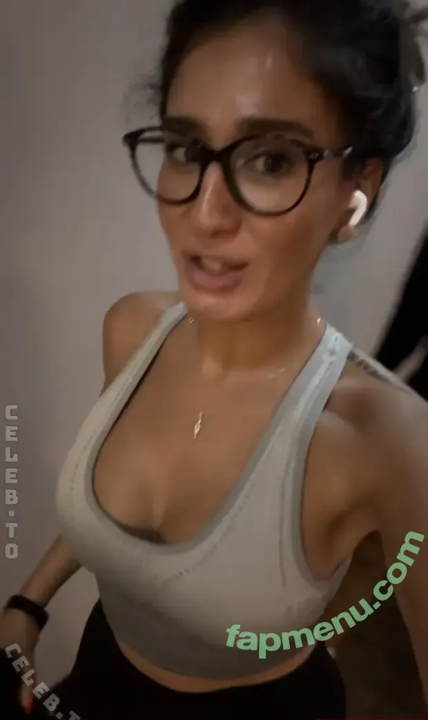 meltem_mrz nude photo #0226 (melteam.meltem)