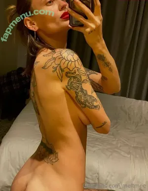 meltmee / meltmeewaxmelts nude photo #0002