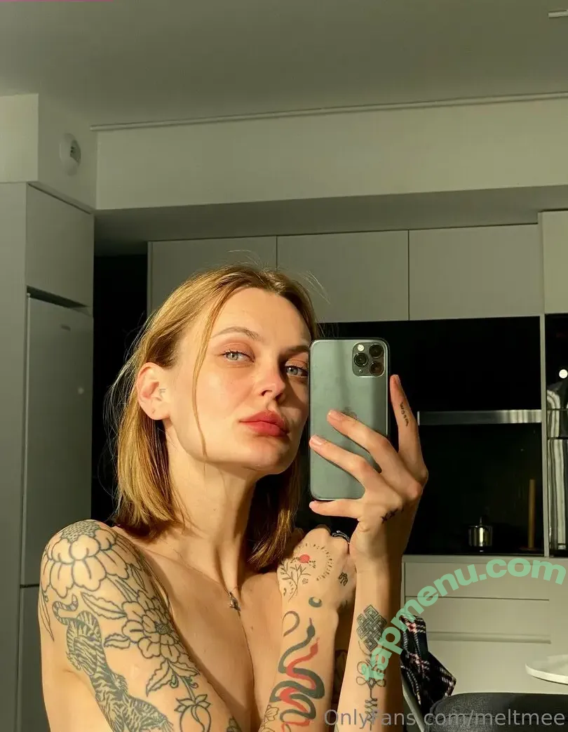 meltmee nude photo #0033 (meltmeewaxmelts)