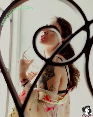 Melusine2908 / Melusineart nude photo #0117