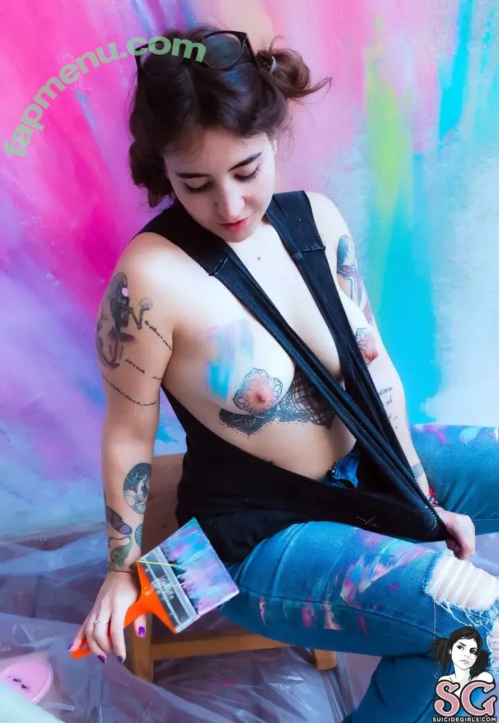 Melusine2908 nude photo #0011 (melusineart)