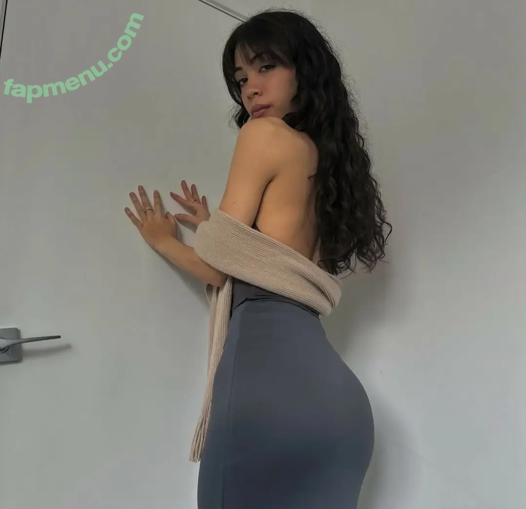 melxdyrae nude photo #0039 (melxdyrae)