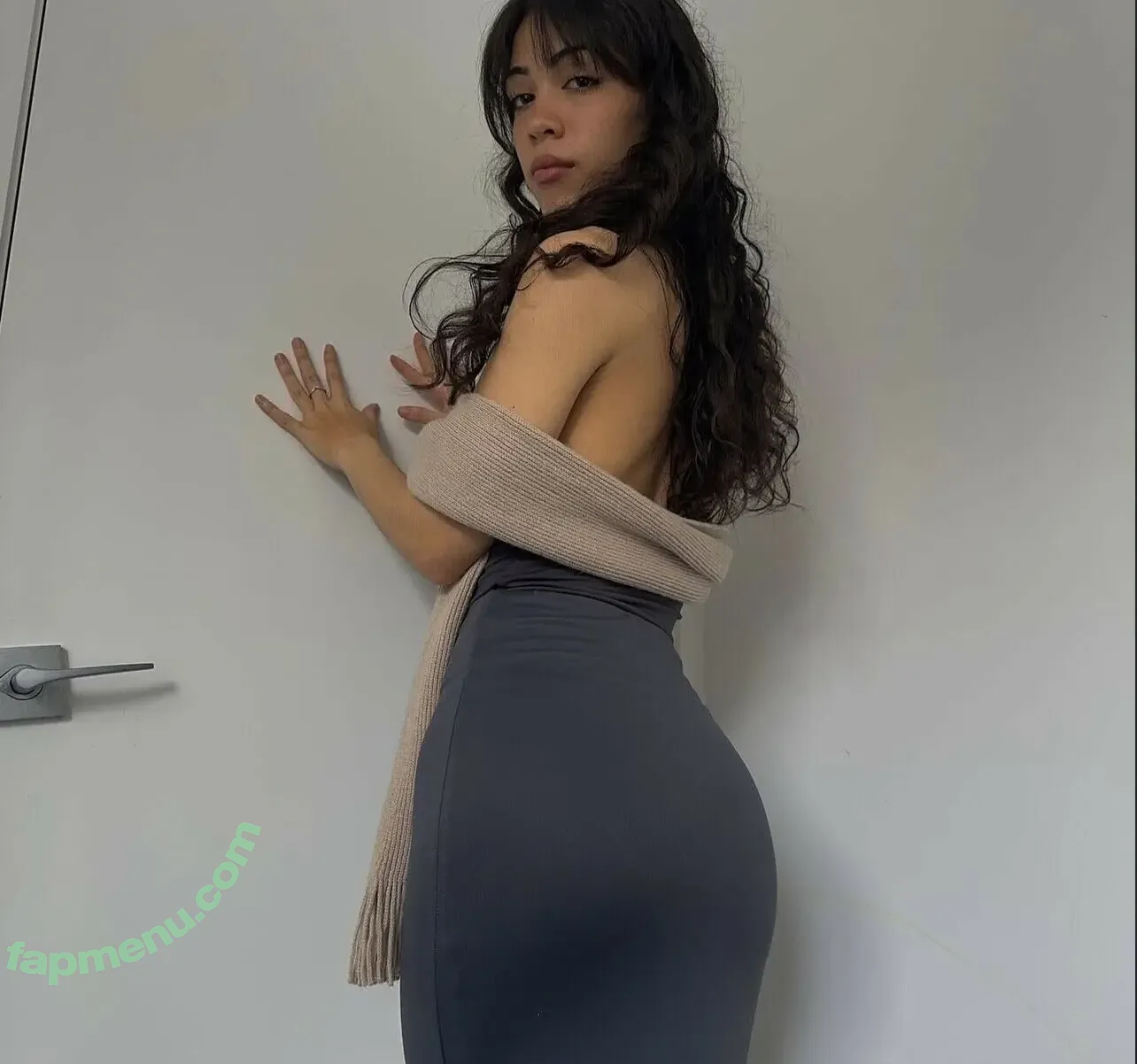 melxdyrae nude photo #0041 (melxdyrae)
