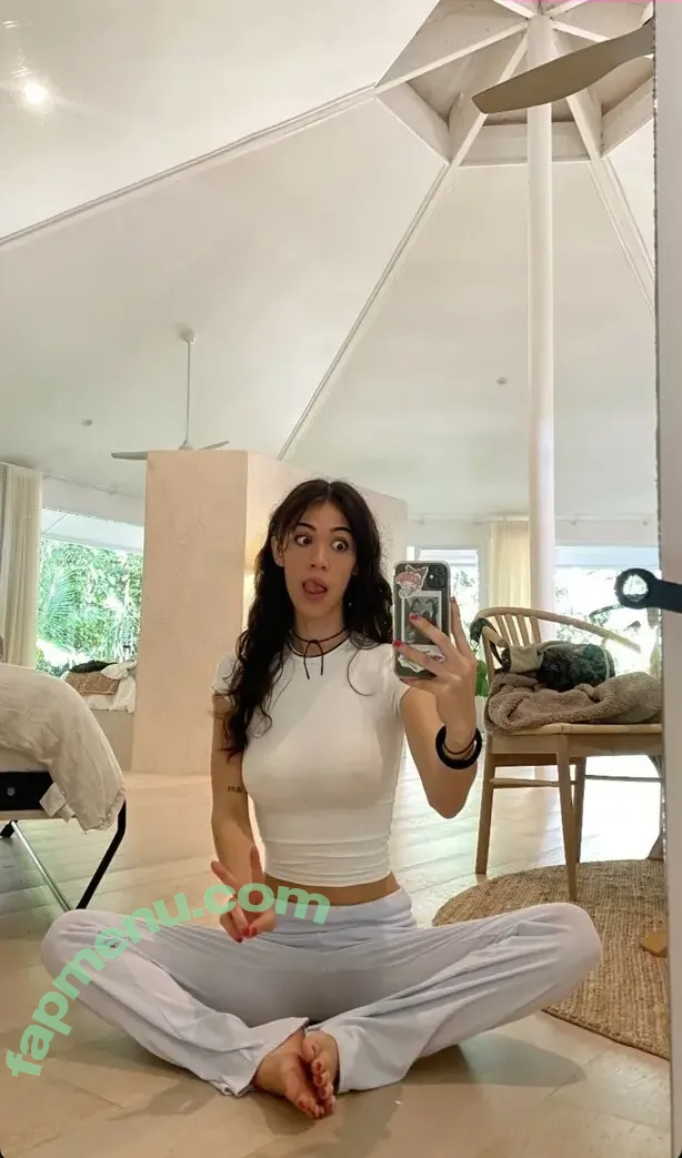 melxdyrae nude photo #0049 (melxdyrae)
