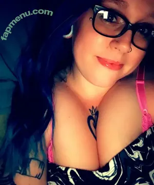 memphisgirl420 / Kbomb901 / Kbomb_901 nude photo #0077