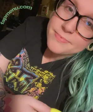 memphisgirl420 / Kbomb901 / Kbomb_901 nude photo #0097