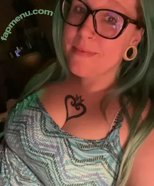 memphisgirl420 / Kbomb901 / Kbomb_901 nude photo #0098