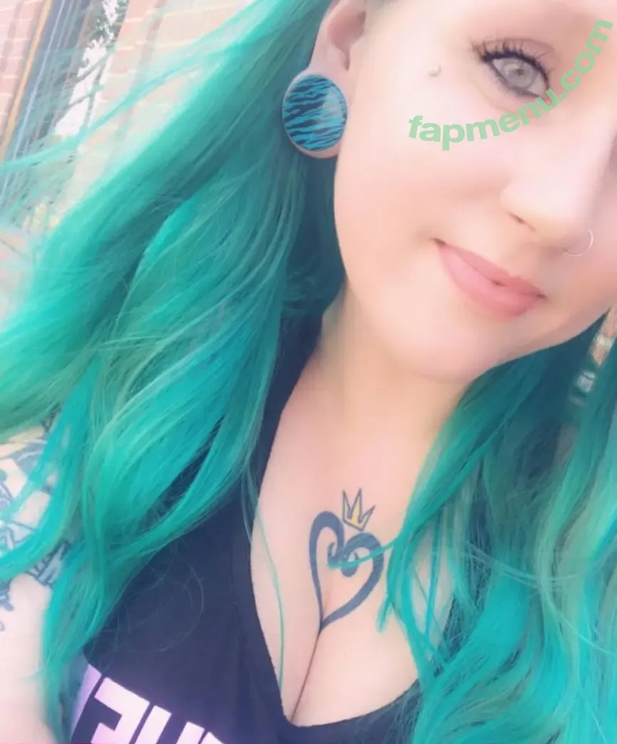 memphisgirl420 nude photo #0057 (Kbomb901 / Kbomb_901)