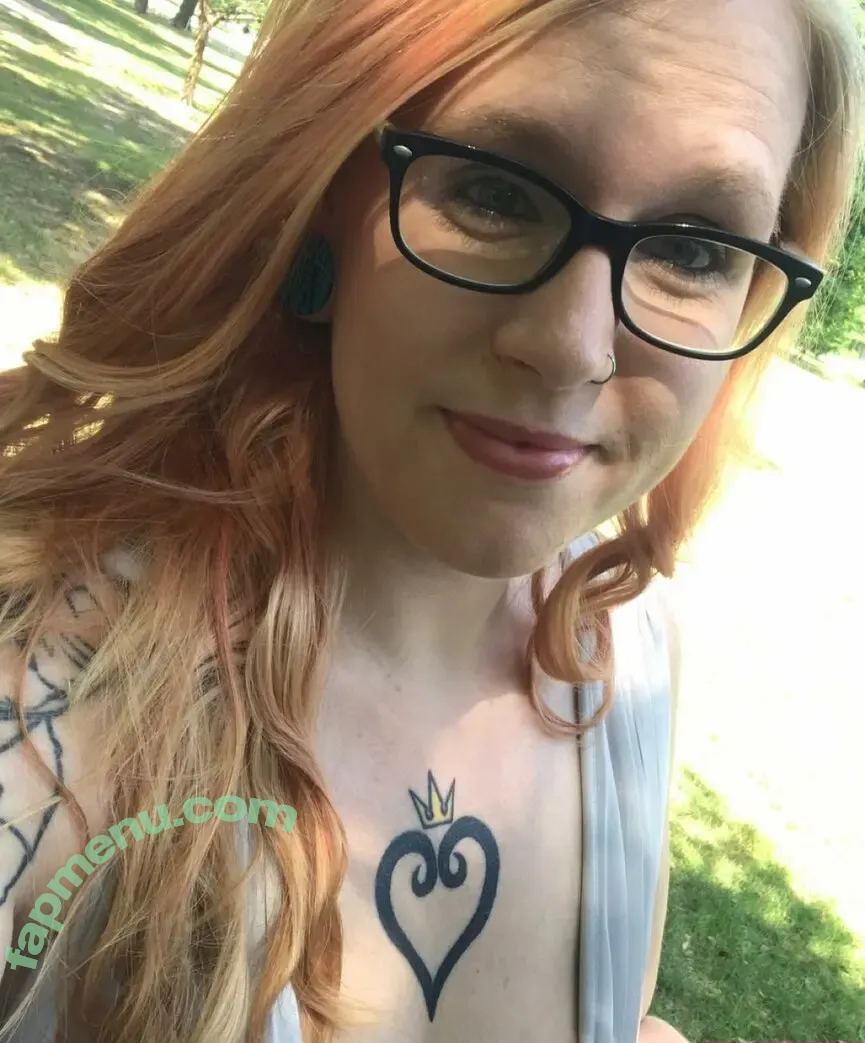 memphisgirl420 nude photo #0059 (Kbomb901 / Kbomb_901)