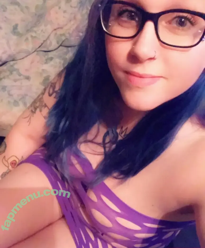 memphisgirl420 nude photo #0070 (Kbomb901 / Kbomb_901)