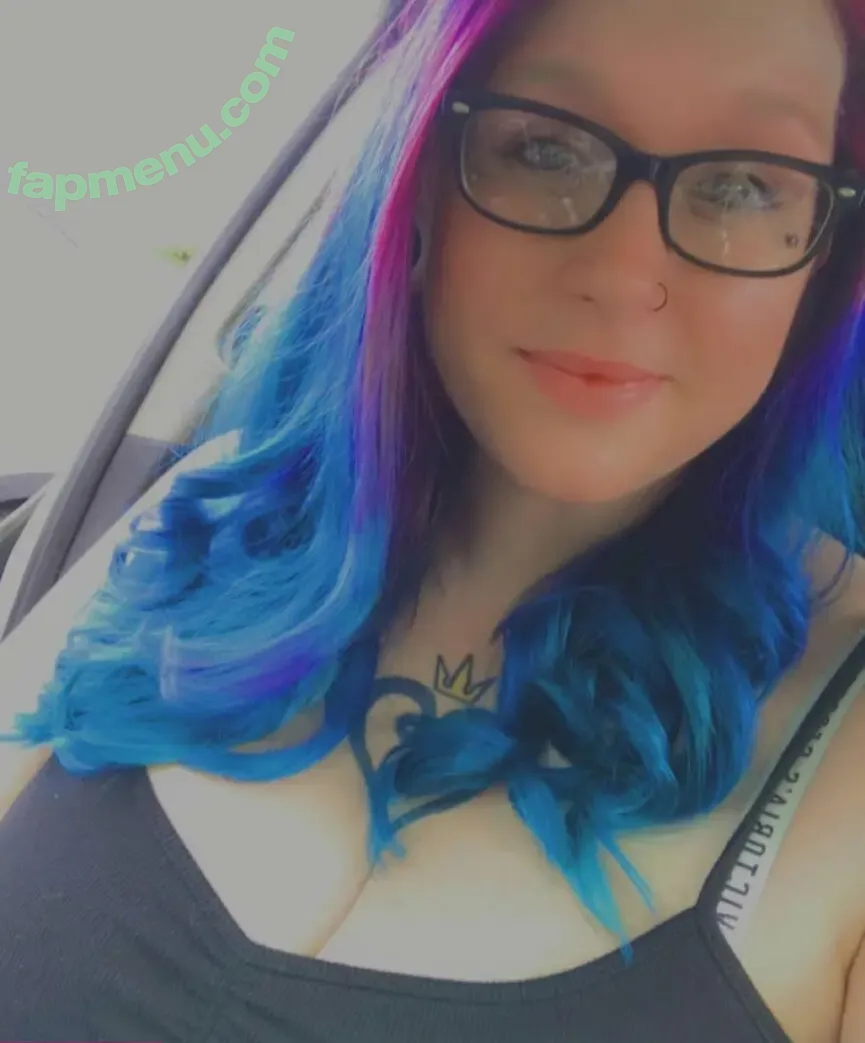 memphisgirl420 nude photo #0075 (Kbomb901 / Kbomb_901)