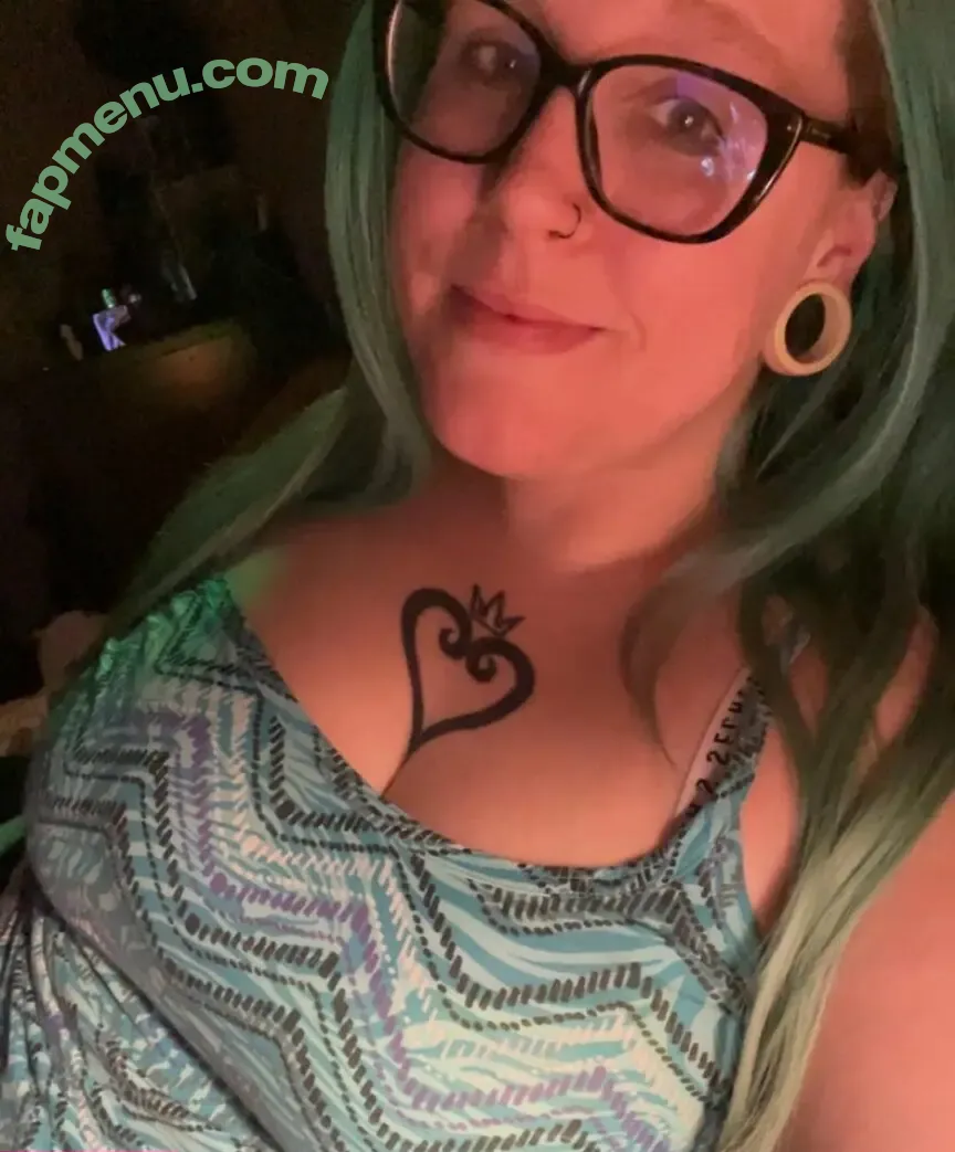 memphisgirl420 nude photo #0098 (Kbomb901 / Kbomb_901)