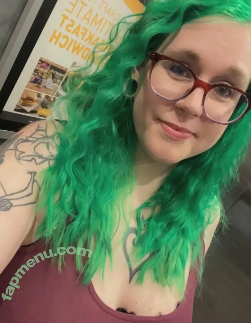 memphisgirl420 nude photo #0100 (Kbomb901 / Kbomb_901)