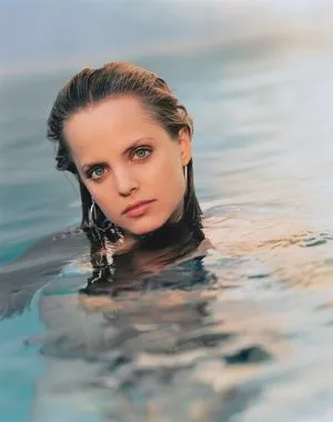 Mena Suvari / menasuvari / missdamena nude photo #0016