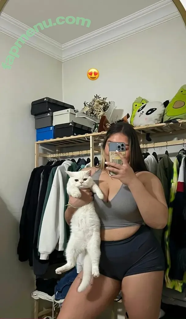Menekşe Nur Fırat nude photo #0005 (meneksenurfirat)