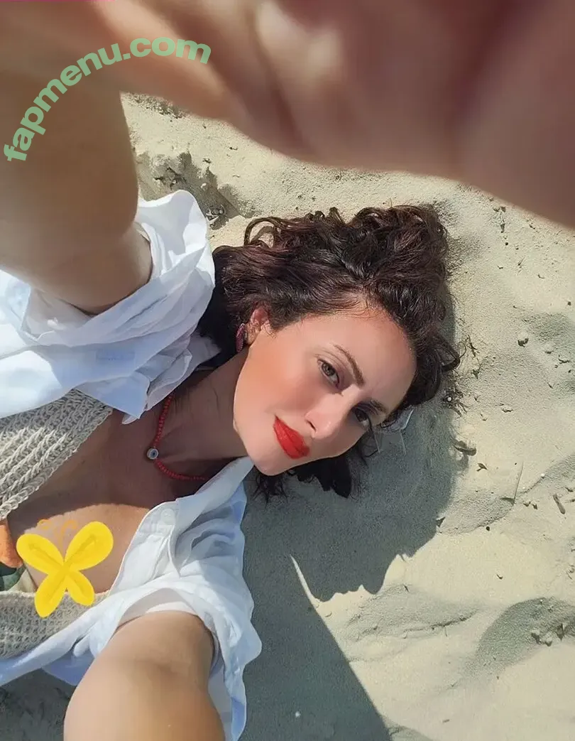 Menna Tayseer nude photo #0005 (mennatayseer12)
