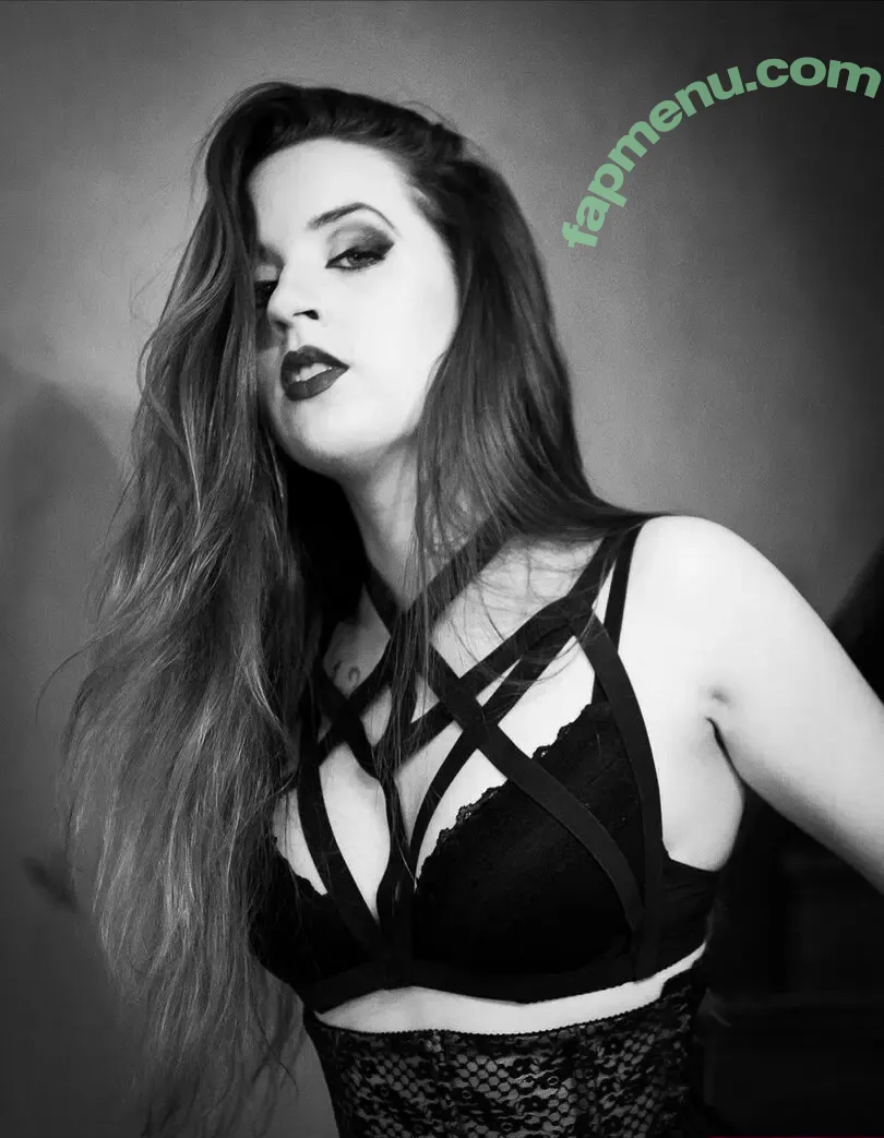 Mer Imbri nude photo #0038 (mer.imbri / merimbri)