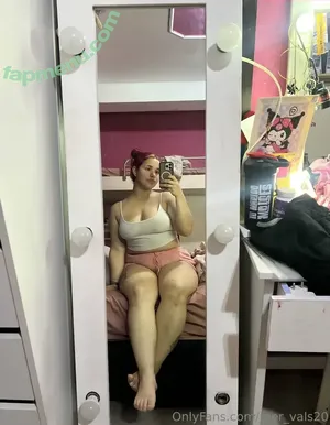 mer_vals20 / meryemeliyeva20 nude photo #0001