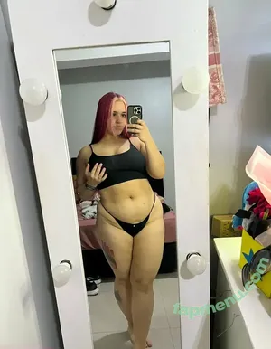 mer_vals20 / meryemeliyeva20 nude photo #0016