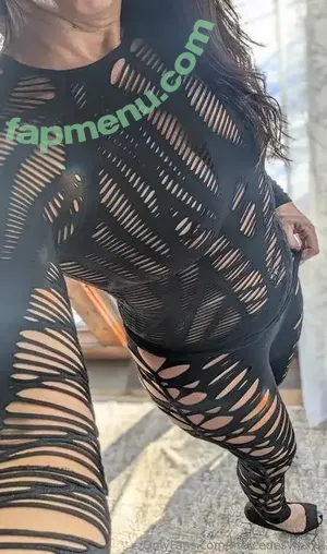 Mercedes / mercedesvipxxx nude photo #0056