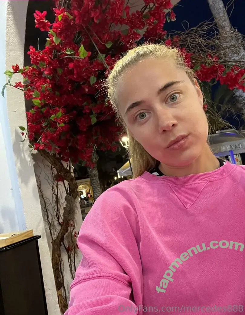 mercedes888 nude photo #0068 (mercedes888)