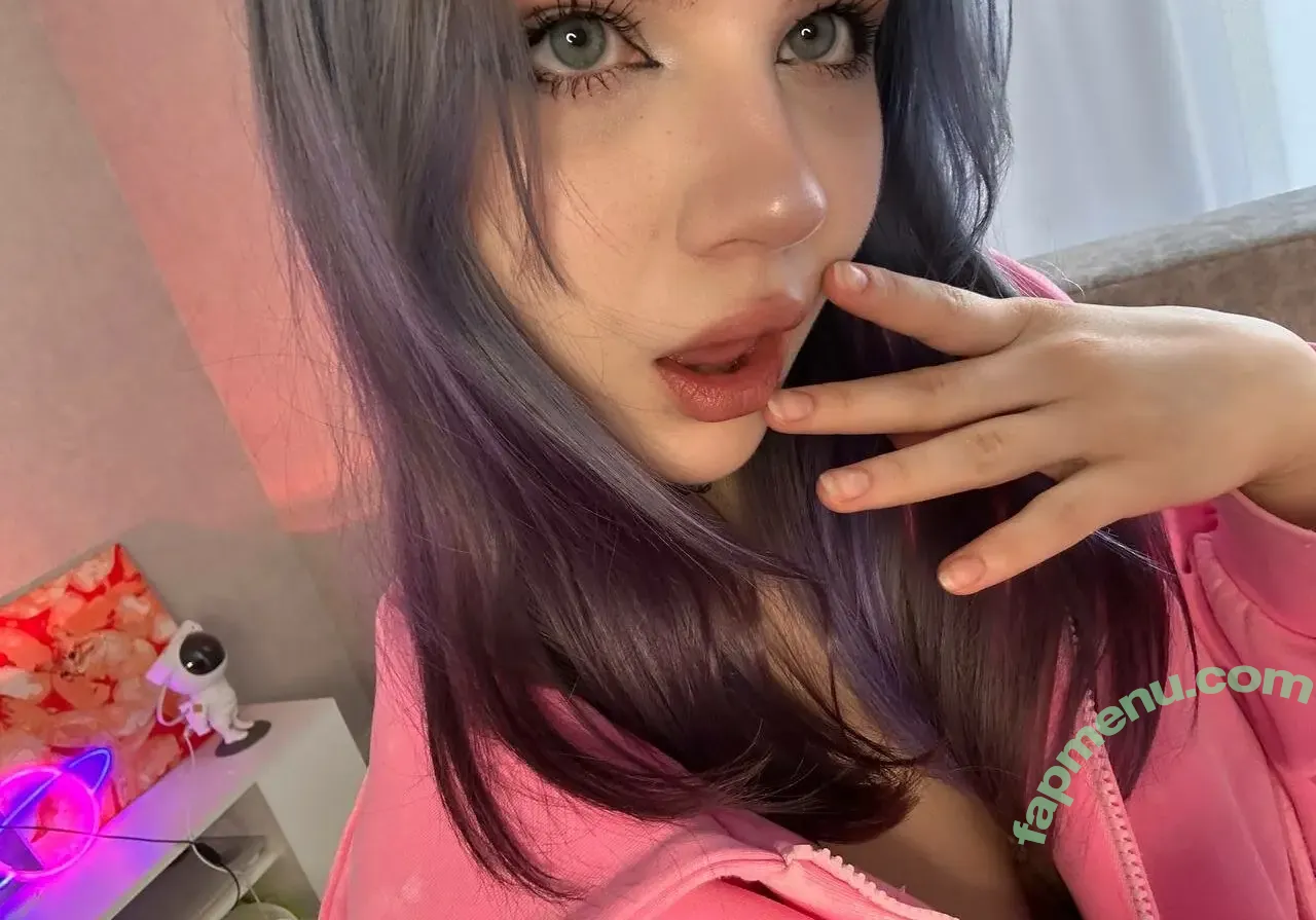 merciabawden nude photo #0053 (onebadgen2)