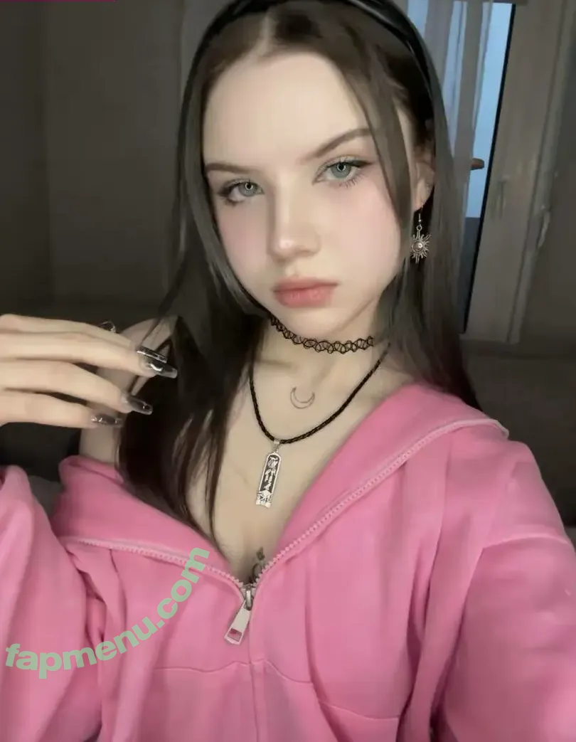 merciabawden nude photo #0094 (onebadgen2)