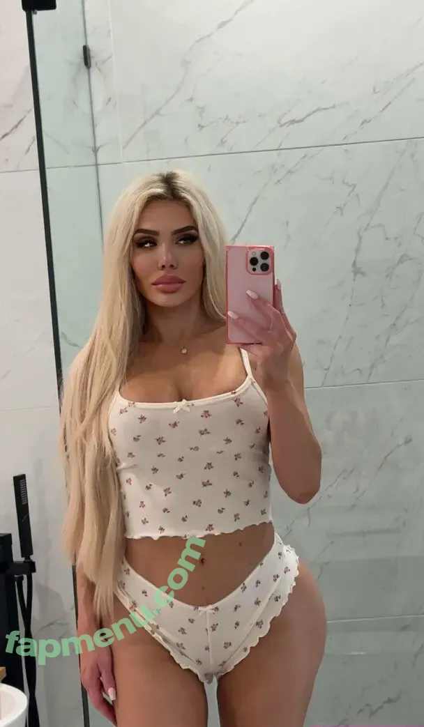 merciertayler nude photo #0008 (therealtaylerelaine_)