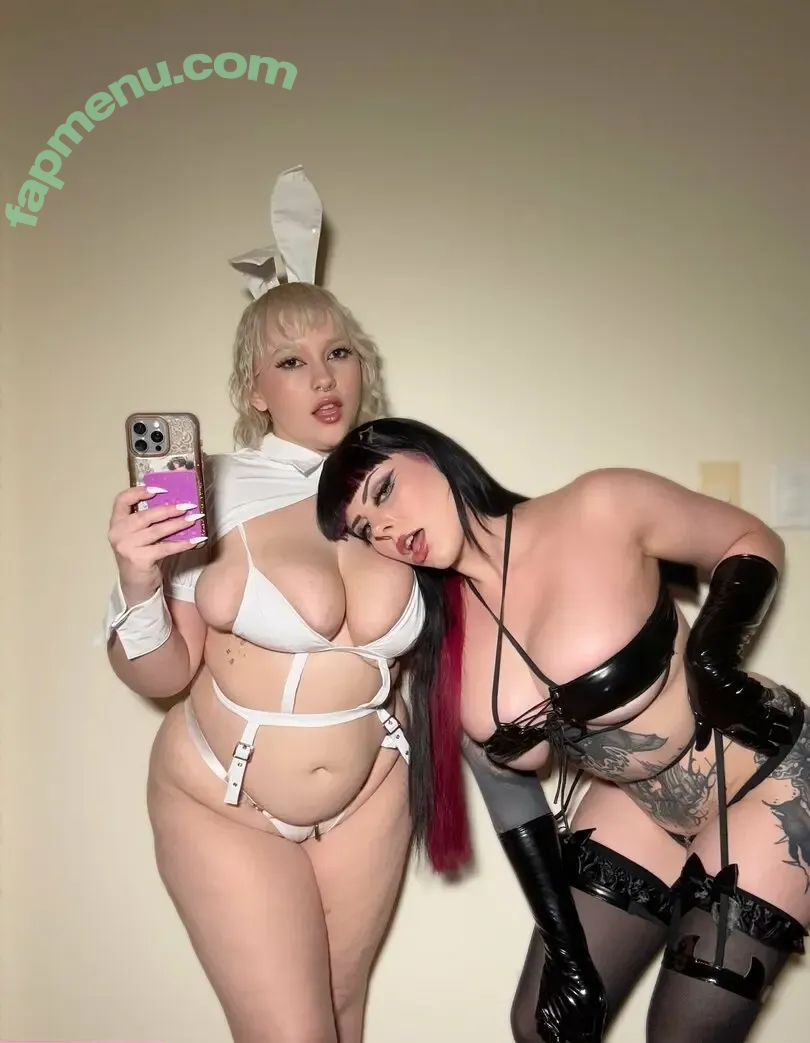 mercymorgbigtitsgoth nude photo #0003 (mercymorgbigtitsgoth)