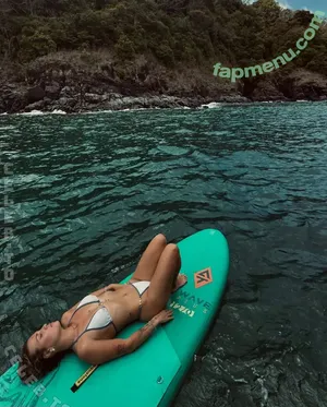 Mercyyy1 nude photo #0061