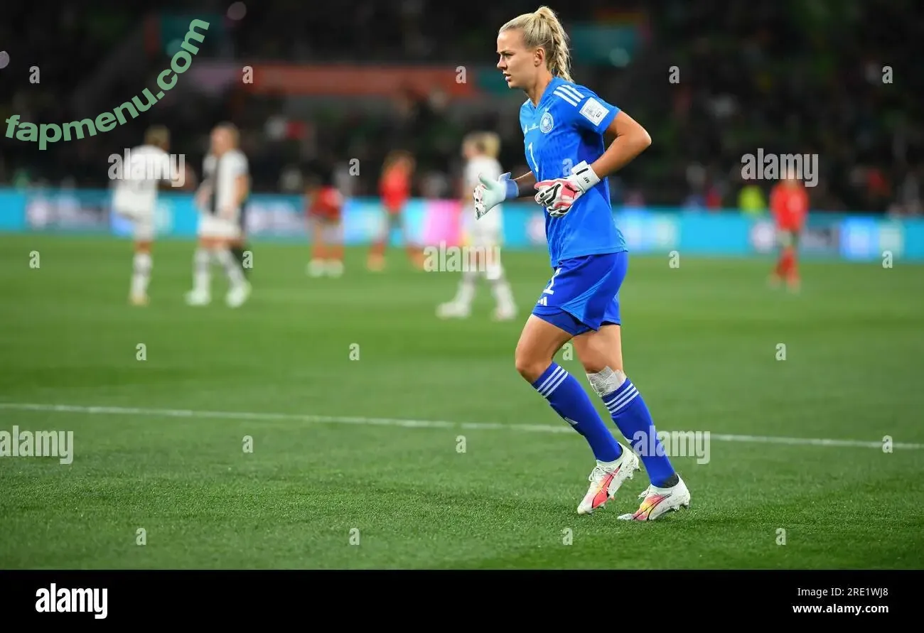 Merle Frohms nude photo #0019 (merlefrohms)