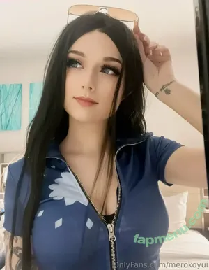 Merokoyui / merokothebunny nude photo #0057