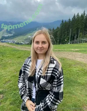 merry31 / marry._donnaa nude photo #0056