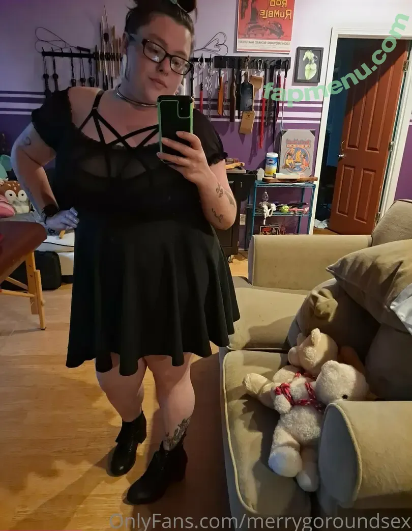 merrygoroundsex nude photo #0001 (merrygoroundsex)