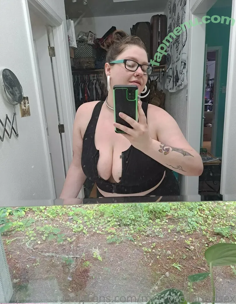merrygoroundsex nude photo #0004 (merrygoroundsex)