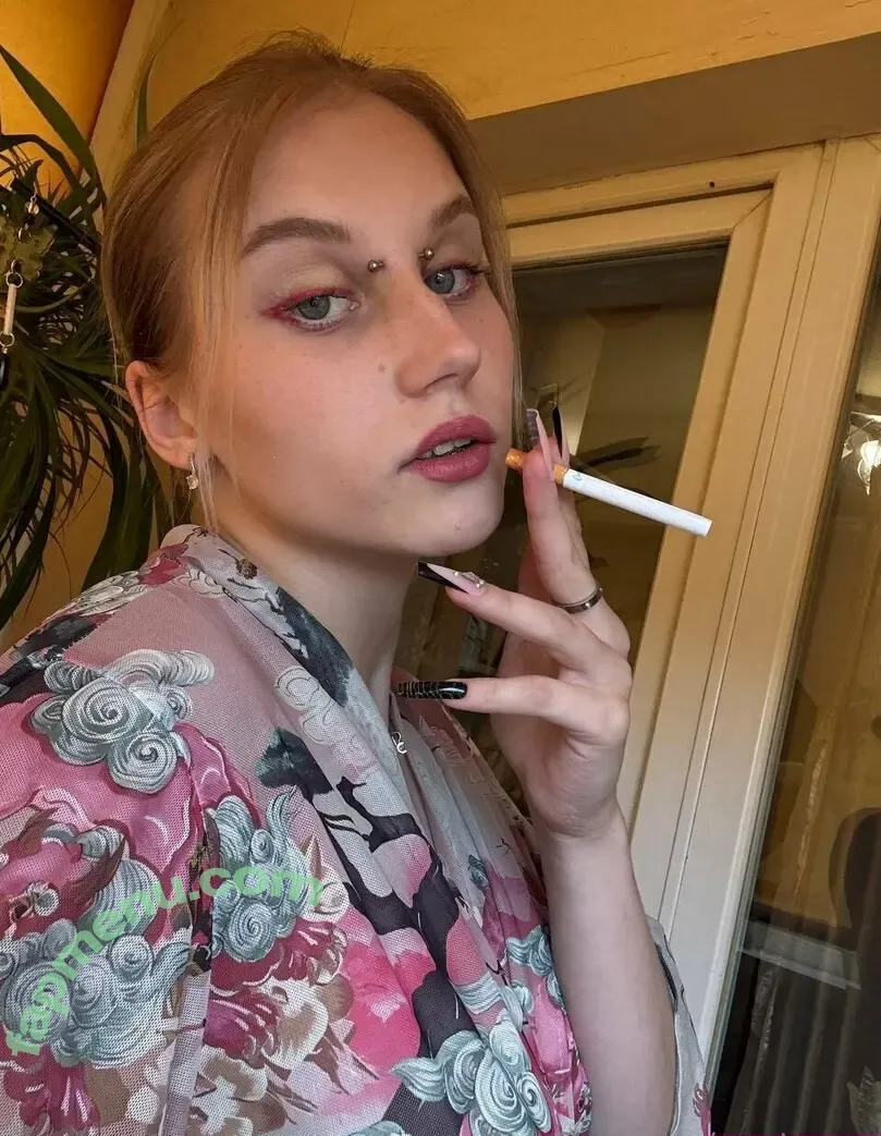 mertyxxx nude photo #0070 (mertyxxx)