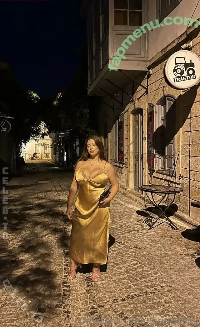 Merve Damla nude photo #0262 (777damiii / mervdamla / mervedamlla)