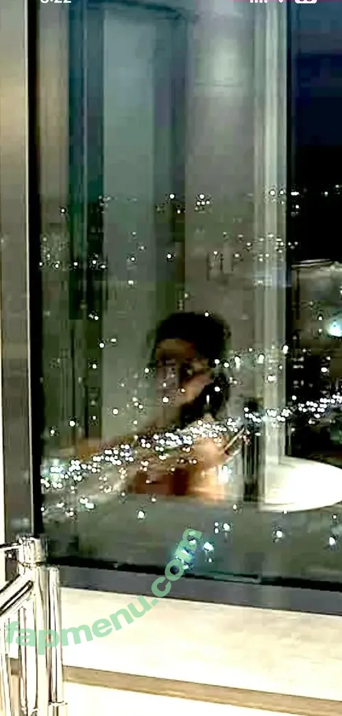 Merve Ozkan nude photo #0031 (merv.ozkn / merveozkann)