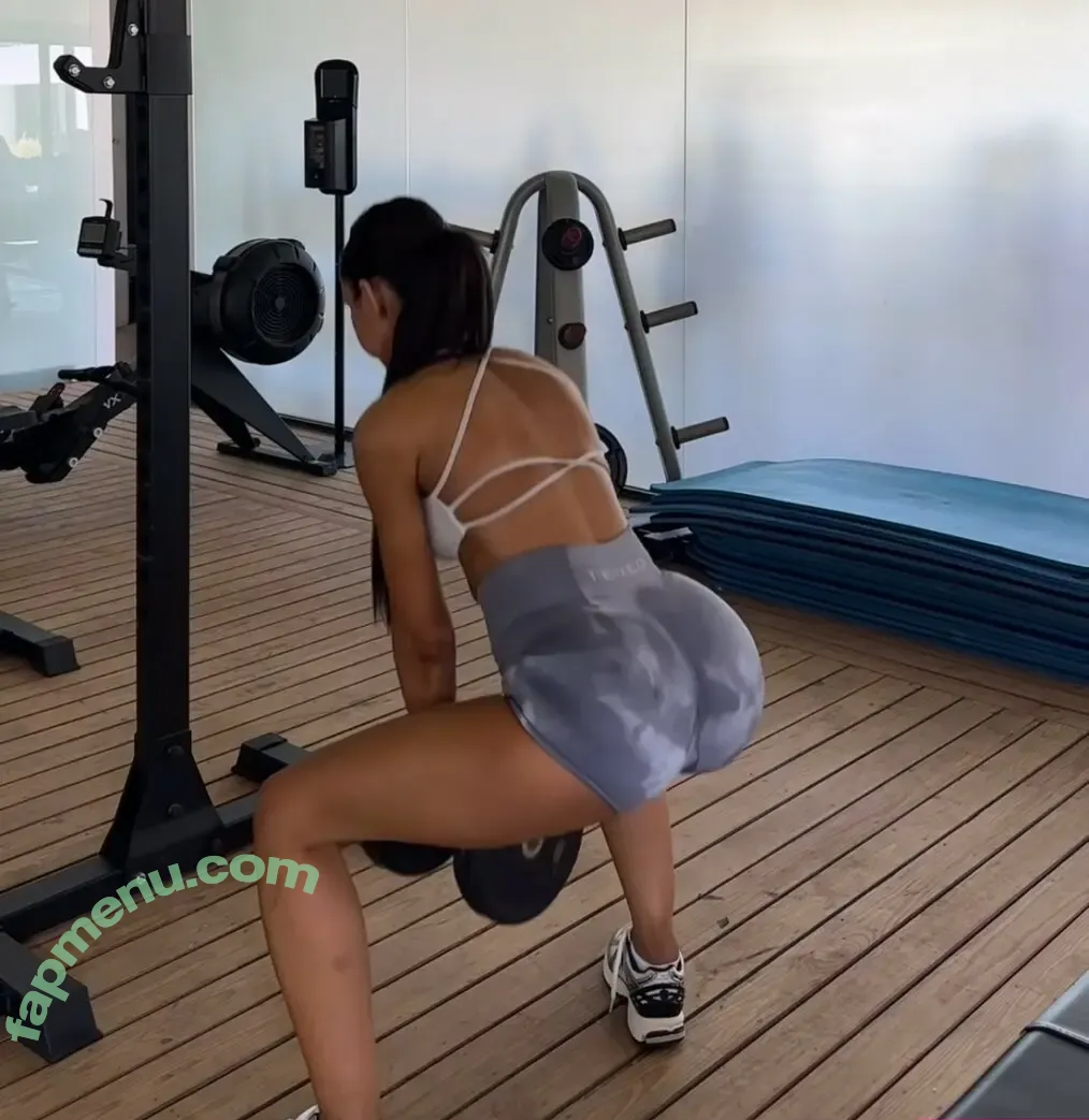 Merve Ozkan nude photo #0089 (Merv.ozkn)