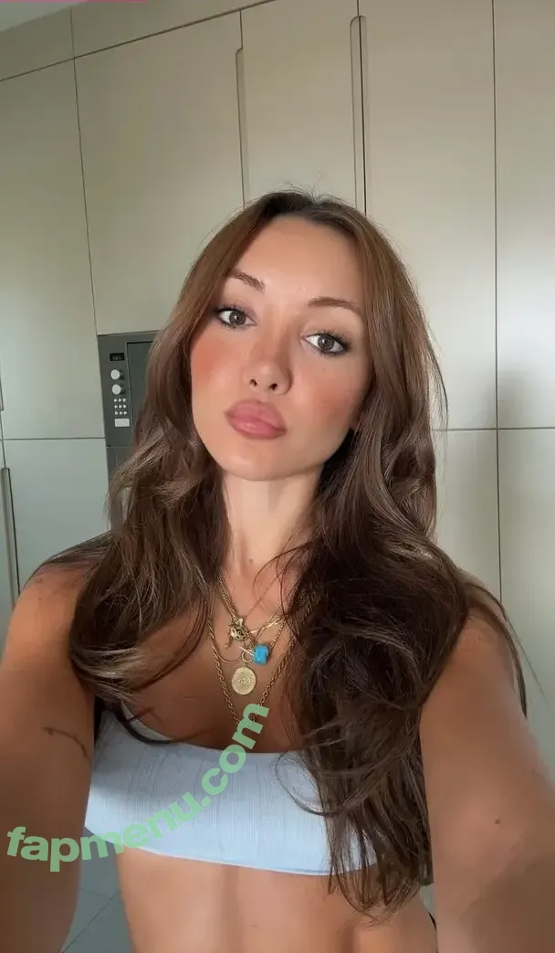 Merve Ozkan nude photo #0184 (Merv.ozkn)