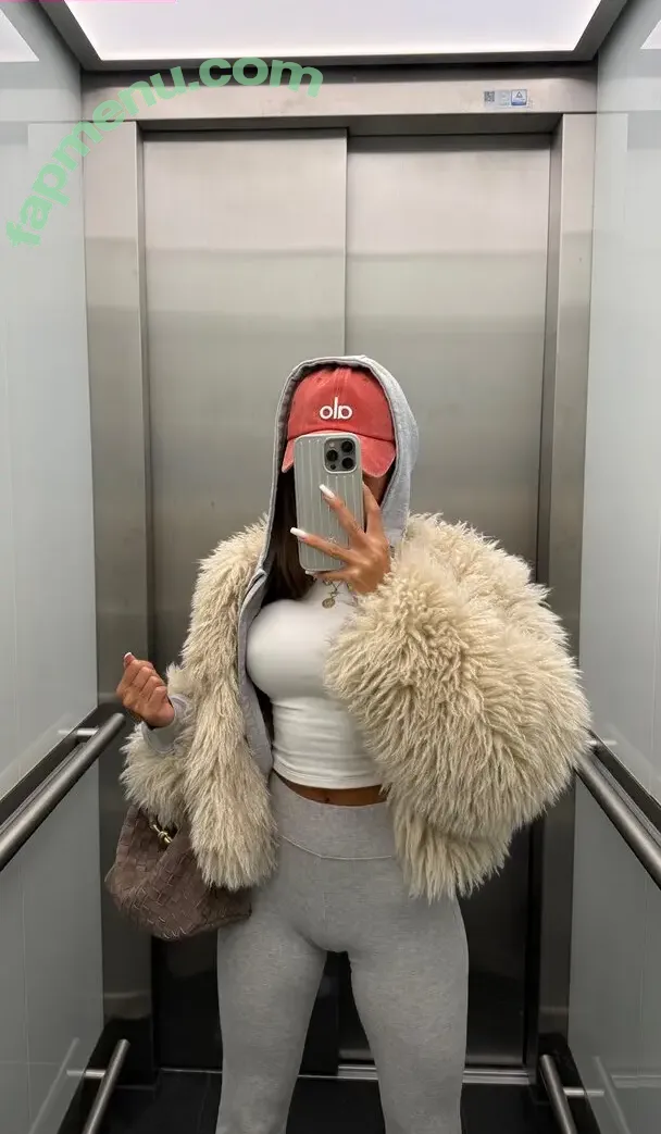 Merve Ozkan nude photo #0195 (merv.ozkn / merveozkann)