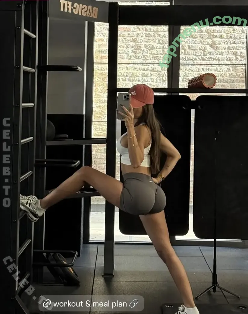 Merve Özkan nude photo #0418 (merv.ozkn / merveozkann)