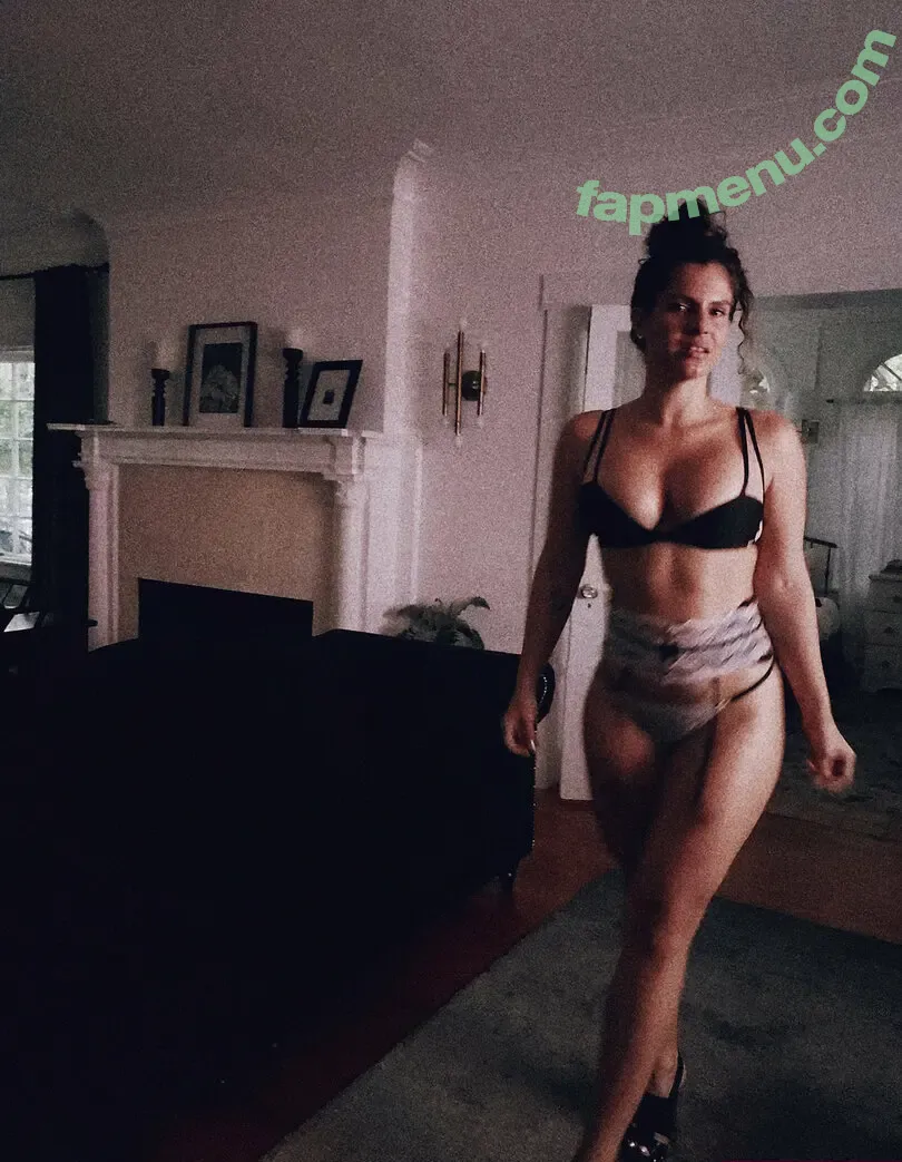 meryahlaluna nude photo #0030 (meryahlaluna)