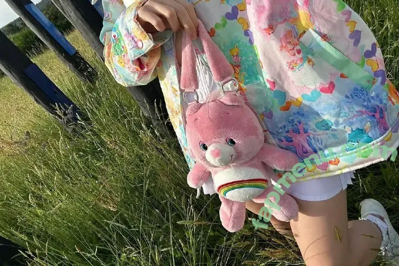 Meryem Can nude photo #0026 (meeryemcan)